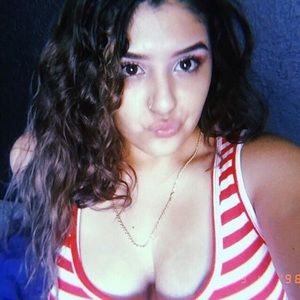 Meet your Posher, Lezley